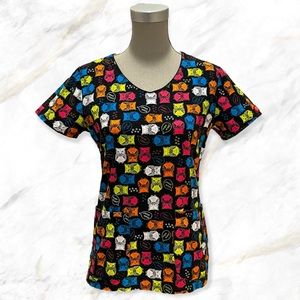 Dickies | Colourful Owls Black Scrub Top
